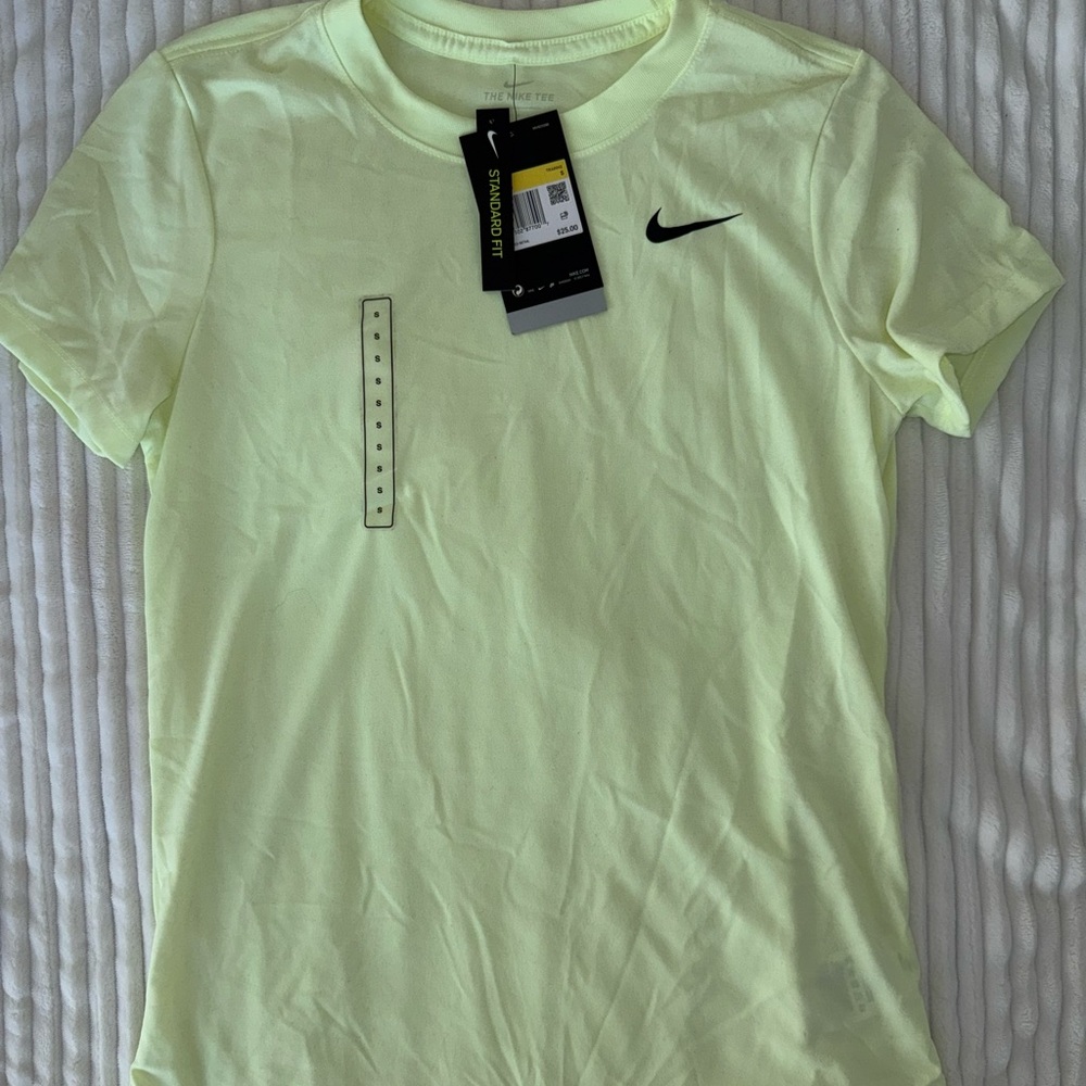 Nike T shirt Size S